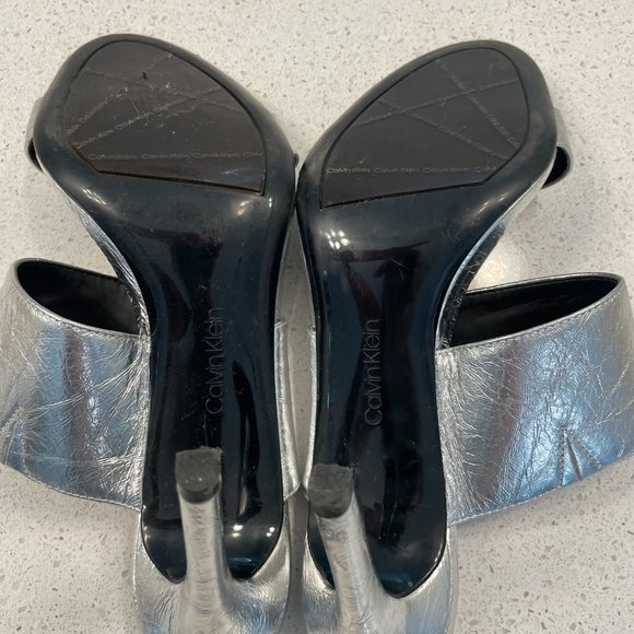 Calvin Klein Women's Mule: Silver Heel- Effortless Elegance Size 9 - Picture 4 of 4